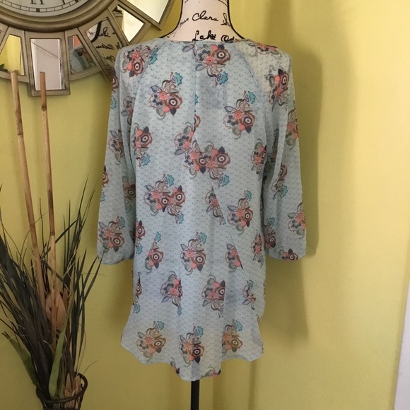 Daniel Rainn Blouse - Picture 3 of 5